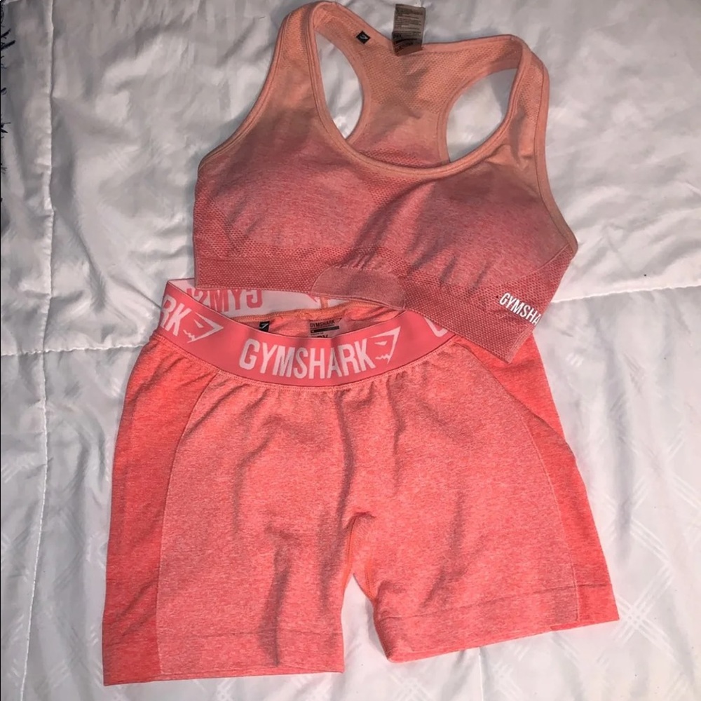 Coral Gymshark Set 🔺SOLD🔺